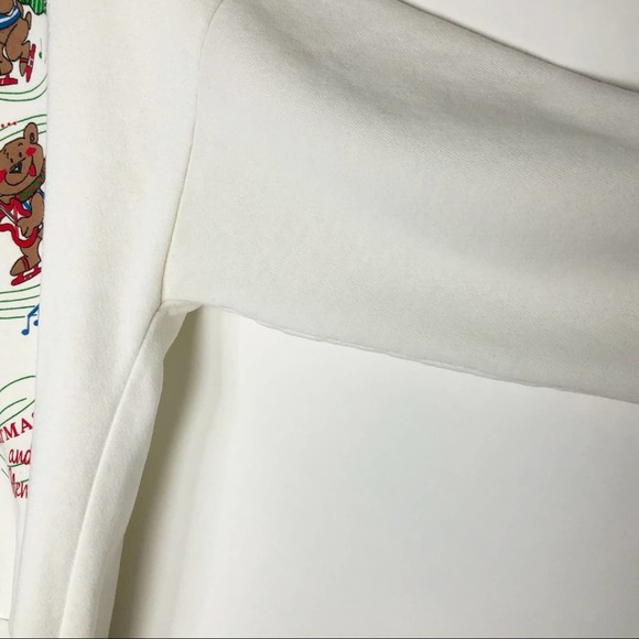 Vintage 1980 Avon Teddy Bear Christmas Crewneck Sweatshirt - Picture 4 of 6